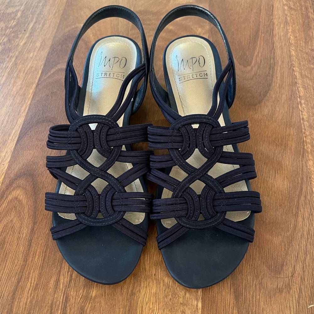 Impo navy sandals, lightly worn